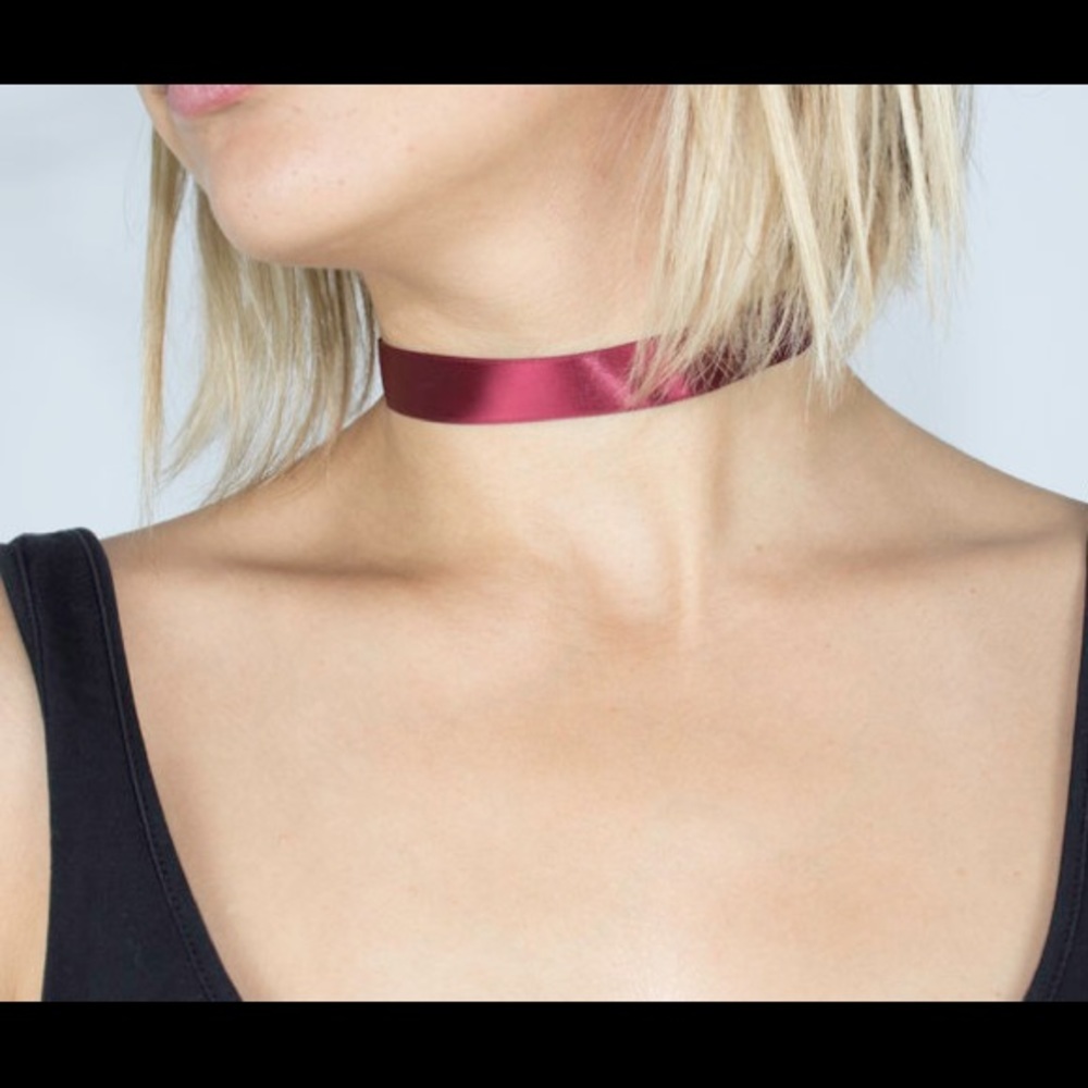 Satin Chocker
